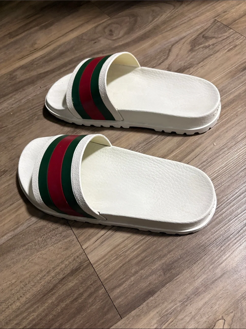 Gucci White Slide Sandals with Green and Red Stripes